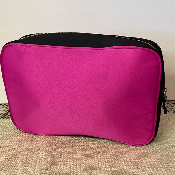 PRADA / Candy Pink & Black Cosmetic Bag - Picture 3 of 13
